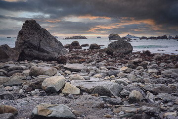 与朱元思书中山水奇在哪里异在哪里