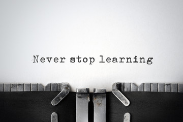 三山五岳中,五岳之首是华山吗-